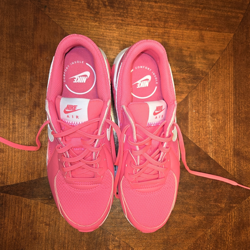 Nike Air Max Fuchsia and White Sneakers - Picture 10 of 11